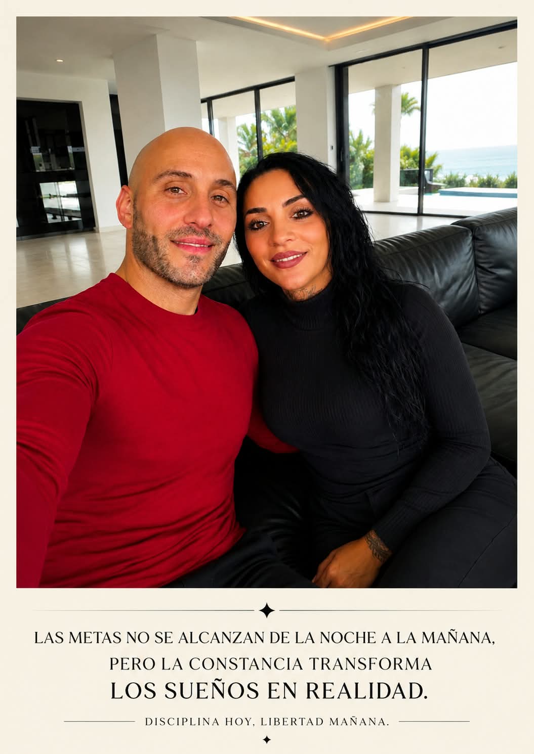 Rocío junto a su pareja